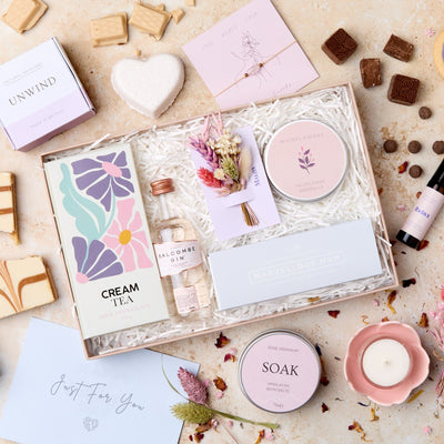 Design Your Own Luxury Gift for Her- 5 Items