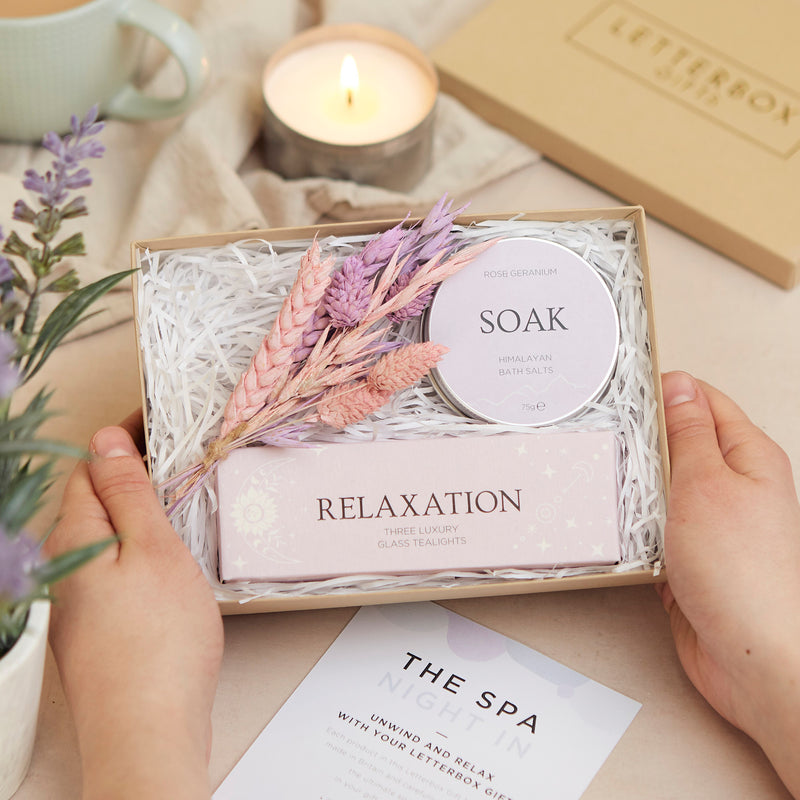 Mini relaxation gift set in kraft box, containing relaxation tealights, soak bath salts & pastel pink and purple dried flower posy